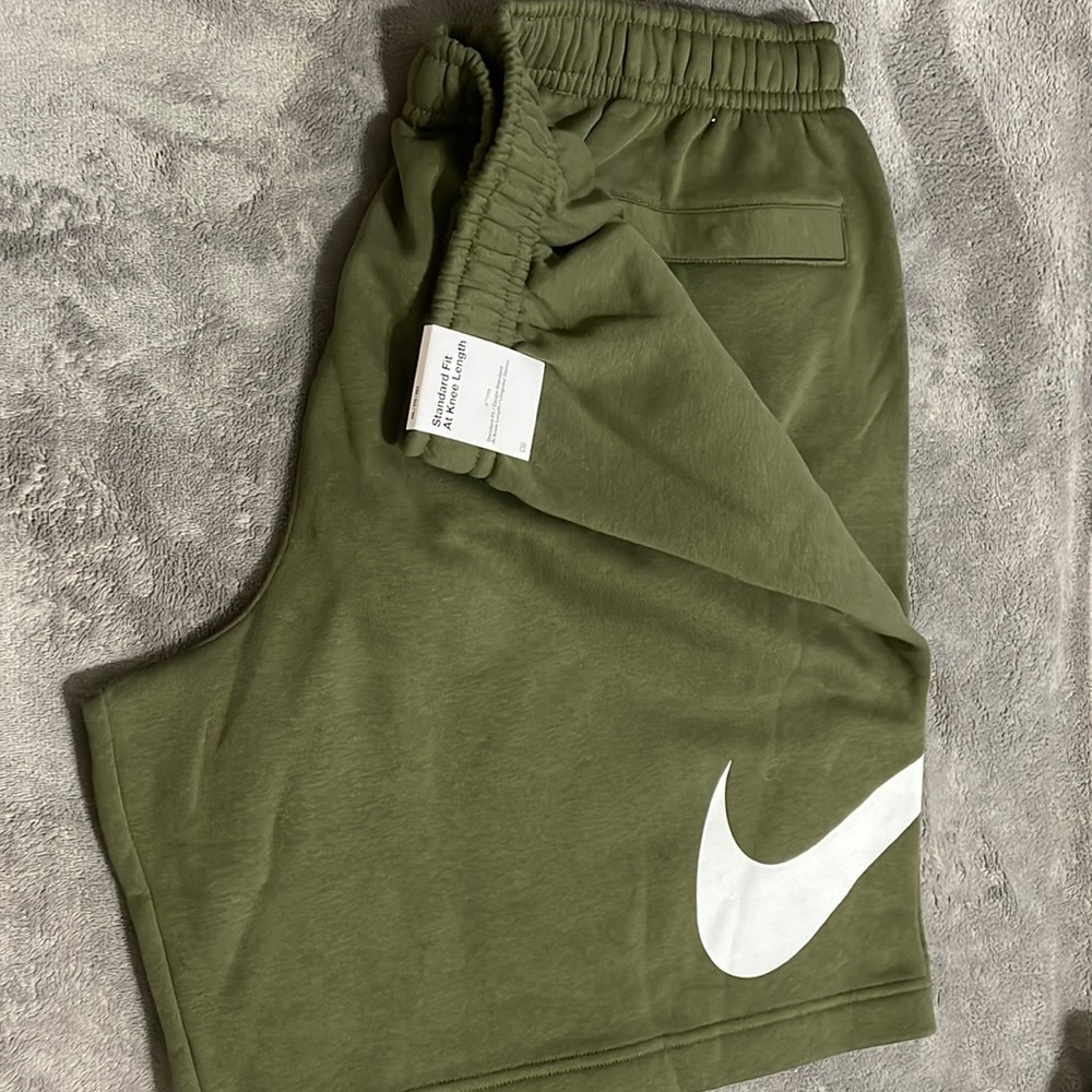Mens Nike sweat shorts.